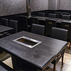 どんなシーンにも使いやすいテーブル席