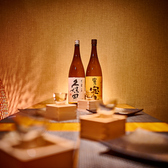 大人数に対応できる完全個室をご用意し、会社の宴会や同窓会、打ち上げにも最適。周囲を気にせず賑やかに楽しめる空間で、思い出に残る時間を演出します。