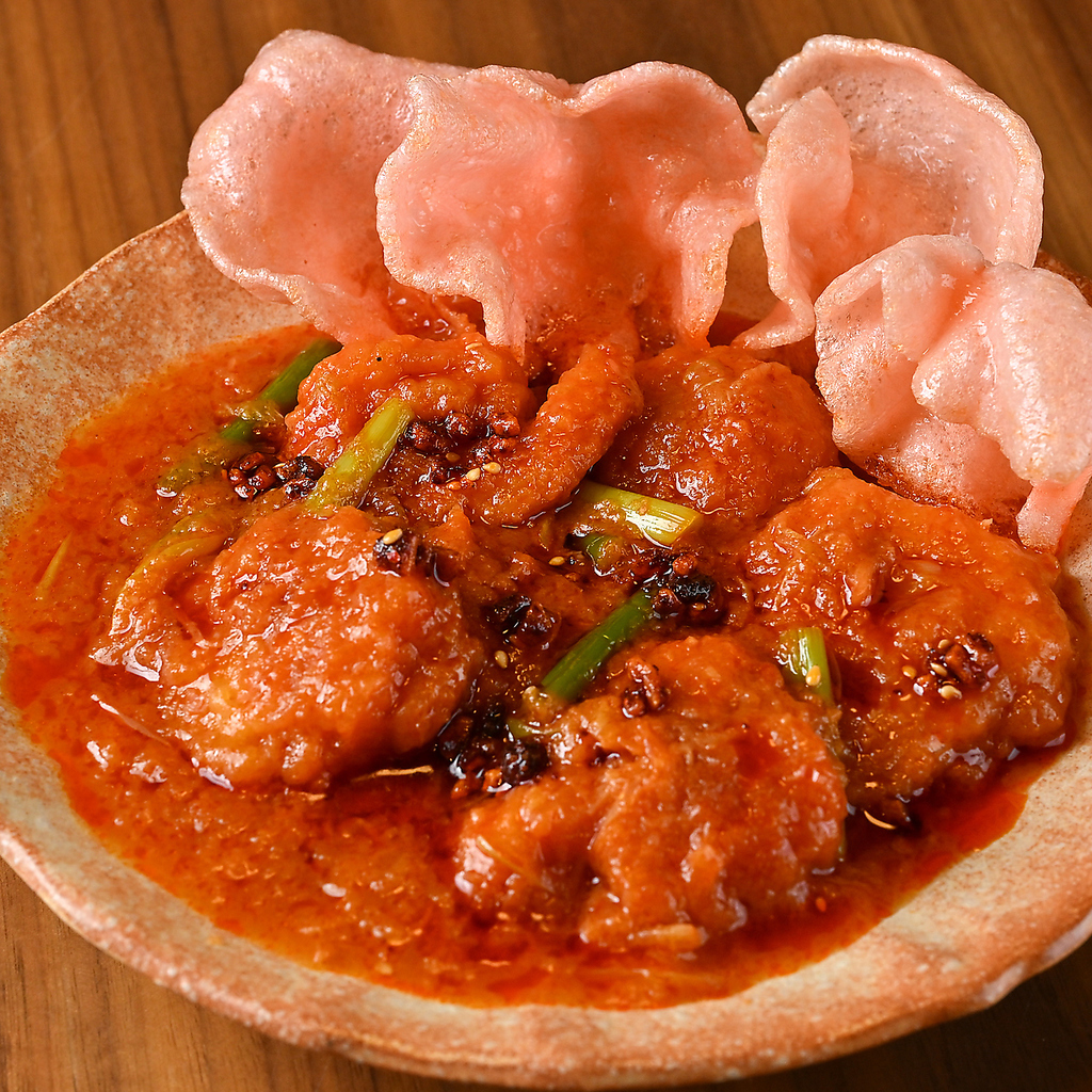 海老チリなどお酒に合う料理が豊富ないわき駅近くの居酒屋。