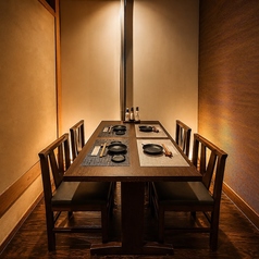 山陰郷土と地鶏　個室居酒屋　酒肴庵-SYUKOAN-出雲駅前店の雰囲気3