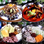 韓国といえばの大定番の鍋！冬にはもちろん、夏にも食べたくなるお鍋を種類豊富にご用意しています☆