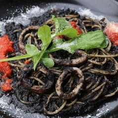 イカスミのトマトソース