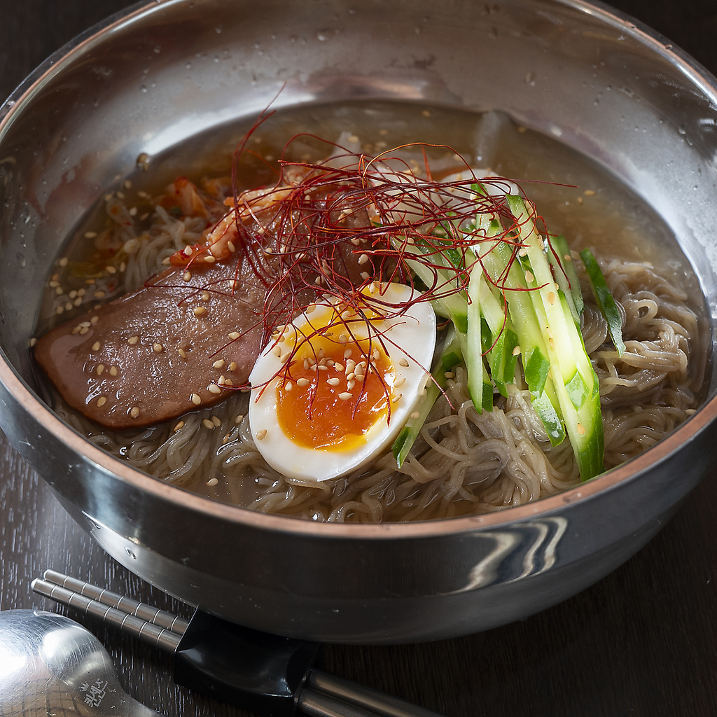 マッチャン（牛のギャラカリカリ焼）の他に、本格的な味わいを楽しめるメニューが豊富に揃っています