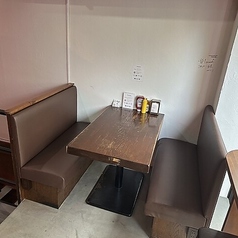 ショーグンバーガー池袋西口店の雰囲気3