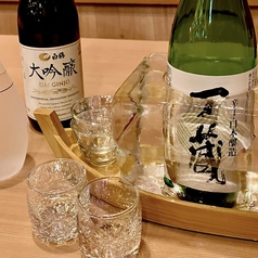 日本酒は80種類からお選びいただけます。