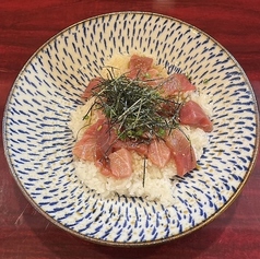 まぐろ丼