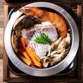 料理メニュー写真 海鮮の釜飯