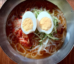 南幸苑の定番！盛岡冷麺