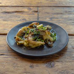 つぶ貝と長芋・青海苔のブルギニオン