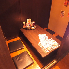 お席は人数に合わせてつなげて使うことも◎