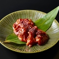 料理メニュー写真 韓流薬念すだくハラミ