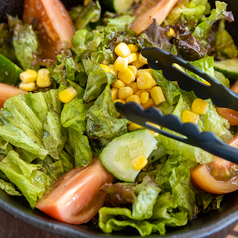 チーズたっぷりシーザーサラダ