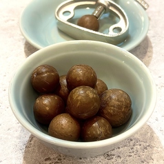 殻付マカダミアナッツ