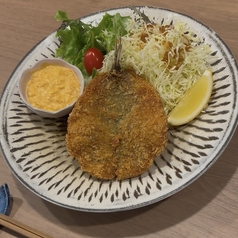 超特大アジフライ 自家製タルタル添え