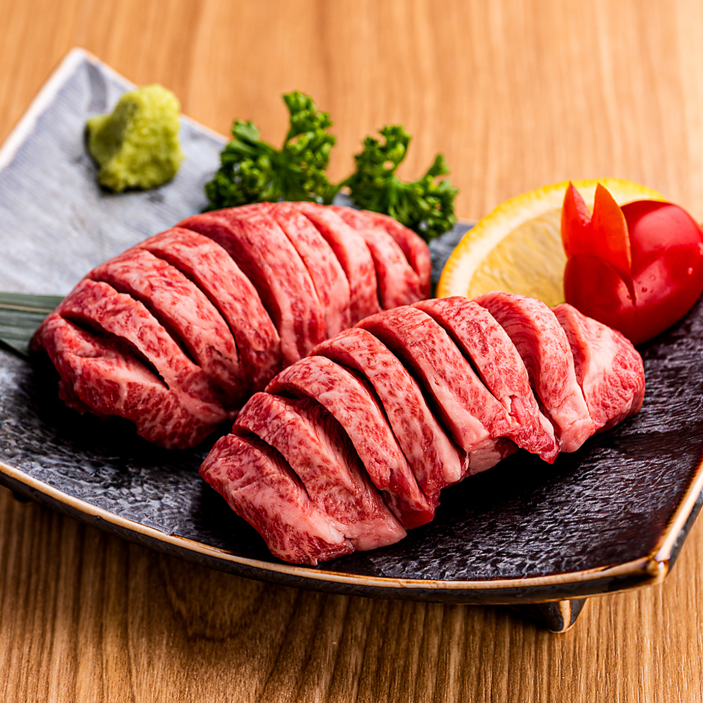 【大人気！熟成大トロタン】厚切りならではの食感を是非お召し上がりください◎食べ応えあり！！