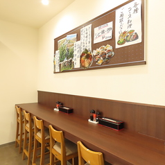 カウンター席もご用意しております♪お一人様でも大歓迎です！！お仕事終わりにぜひお立ち寄りください。