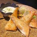 料理メニュー写真&nbsp;自家製チーズリゾット春巻き