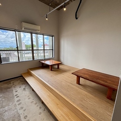 店内個室　座席のため小さいお子様がいるご家族でもゆっくりお食事できます。