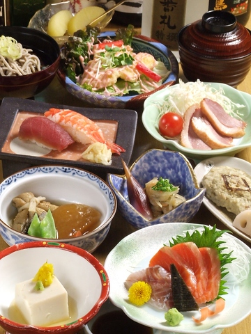 八光水産おすすめの鮮魚や魚貝、郷土料理。2時間飲み放題付宴会コース5000円～。