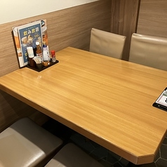 周りを気にせず楽しめる贅沢な空間♪大切な友人や家族との特別な時間を大切にするために、プライベート感あふれるお部屋をご用意しております。誕生日や記念日など、特別な日をゆったりと過ごしたい方に最適☆心地よい雰囲気の中で、リラックスしたひとときをお楽しみください！