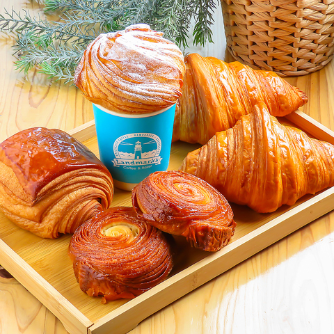 Landmark's Coffee Stand h}[NX R[q[X^h