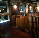 隠れ家的雰囲気のお洒落な店内♪ご宴会はもちろん、女子会やデートなど各ご用途に合わせてご利用可能