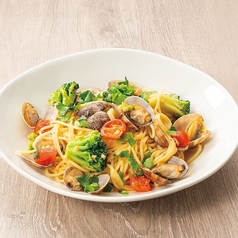 あさりとブロッコリーのペペロンチーノ