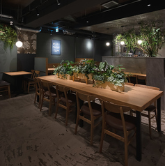 囲って食べる料理もまた絶品。