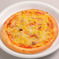 料理メニュー写真&nbsp;UTA猿ミックスピザ