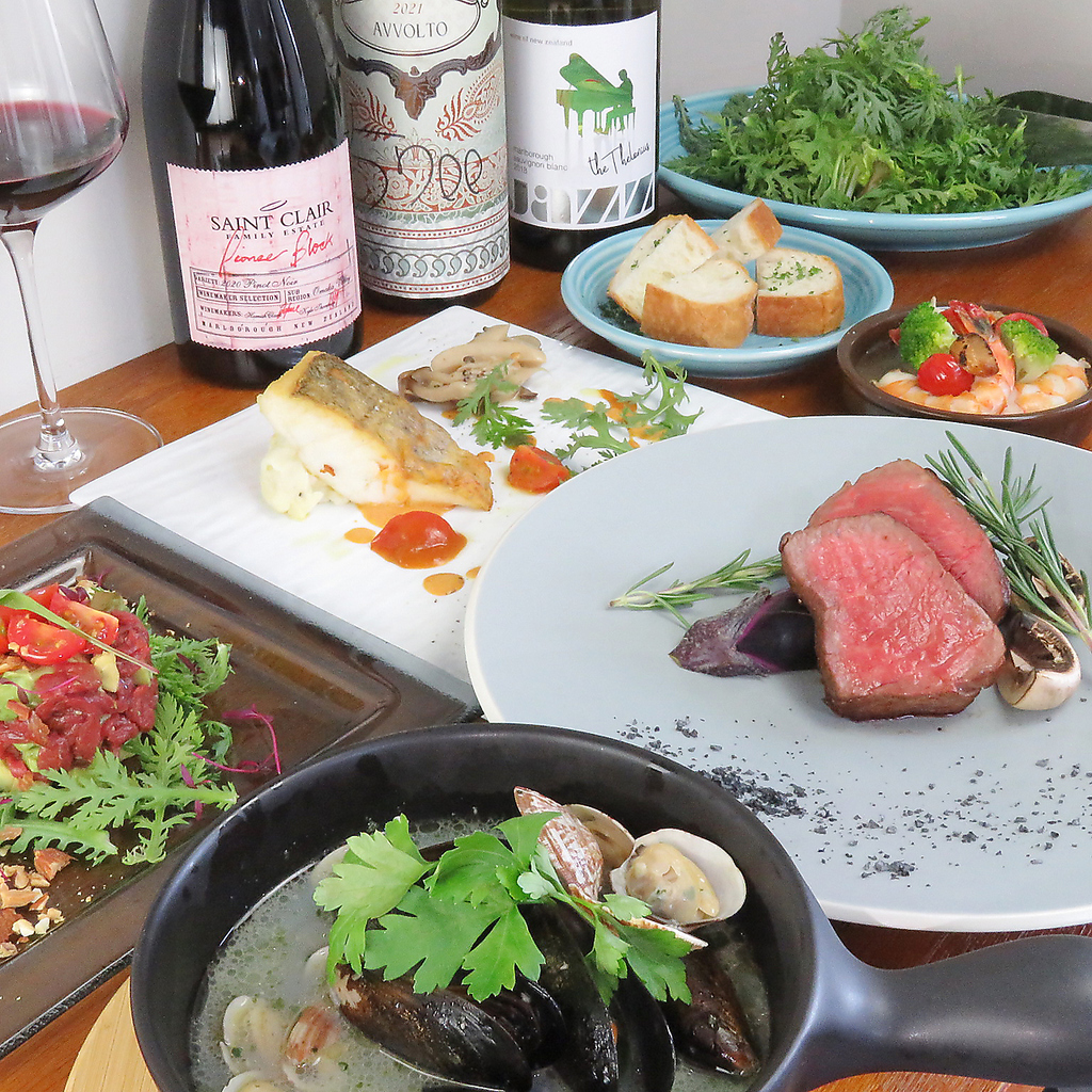 【宴会におすすめ】お酒がすすむお料理に飲み放題付きコースあり♪女子会や宴会にいかがでしょうか☆