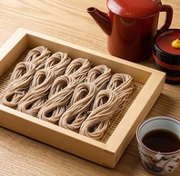 【自家製　十割のへぎそば】 つなぎはふのりのみです