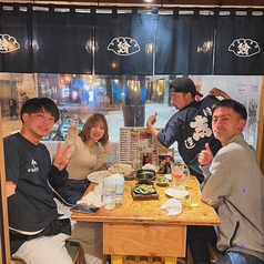 テーブル席をはじめ、テラス席などゆったりとお過ごしいただけるお席を多数ご用意してお待ちしております◎種類豊富な看板メニューの餃子や、自慢の逸品の数々を心ゆくまでたっぷりとご堪能下さい☆