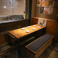 6名様までお楽しみ頂けるテーブルもご用意。会社宴会、ファミリー、合コン、誕生日会、女子会など様々なシーンでの使い勝手抜群です★