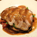 料理メニュー写真&nbsp;モチ豚肉ロースト　アリッセのソース　200ｇ位