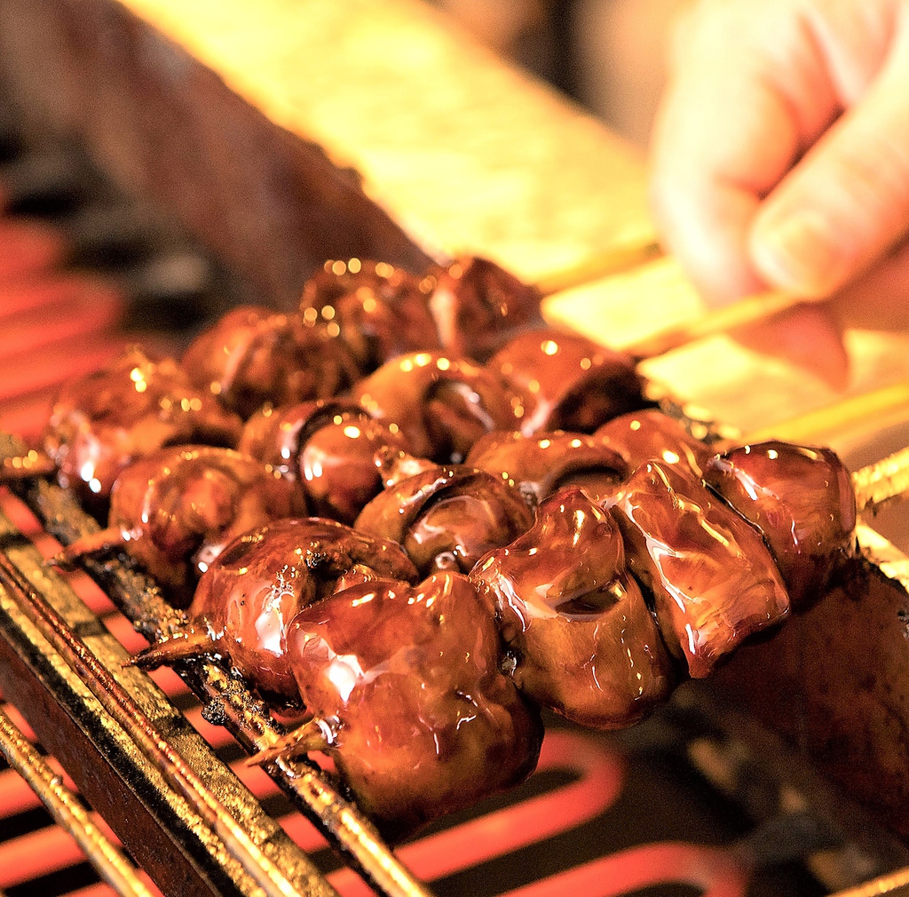 キュッと引き締まった肉質の大山どり。柔らかくて旨みたっぷり☆