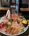 ゆったりとした空間で会話を楽しみながら当店自慢の鮮魚や季節の逸品を心ゆくまでお楽しみいただけます。