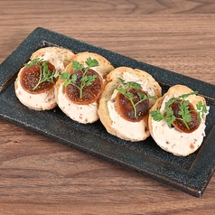 無花果とマスカルポーネのブルスケッタ