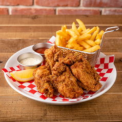 バターミルクフライドチキン＆フライドポテトコンボ