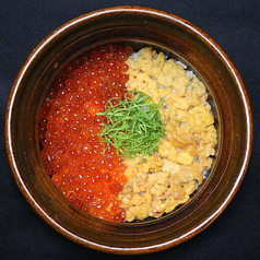 雲丹といくらの土鍋飯