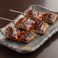 人気急上昇！炭火焼き鰻串