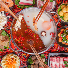 【中華個室×食べ飲み放題】餃子酒場 　博多大衆中華　筑紫口店特集写真1