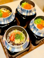 注文毎に炊き上げる自慢の釜飯
