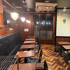 【テーブル席：2～4名席×5卓】