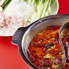 ★選べるスープ★麻辣火鍋の写真