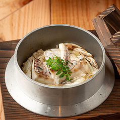 真鯛と白ネギの釜飯