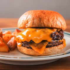 ハンバーガーの定番！【チーズバーガー】の写真