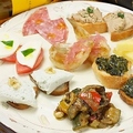 料理メニュー写真&nbsp;ウブリアーコ名物！定番＆旬の前菜8種盛り合わせ(1人前)