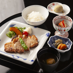 ３月５日よりランチのご提供スタート！