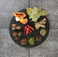 高層階の眺望とともに楽しむ本格中国料理。