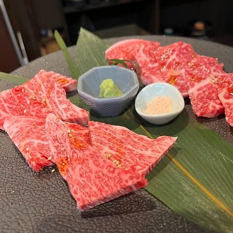 おしゃれな雰囲気の店内で厳選された和牛を贅沢にご堪能頂けます